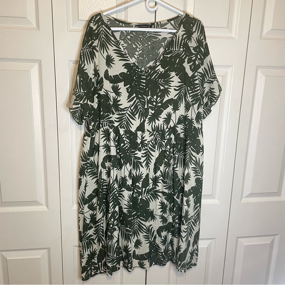 BloomChic Tropical Green and Cream Dress
